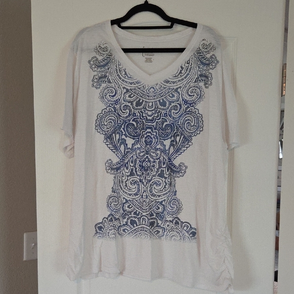 Just My Size By Hanes White and Blue Patterned Women TShirt Size 5X - Picture 1 of 5